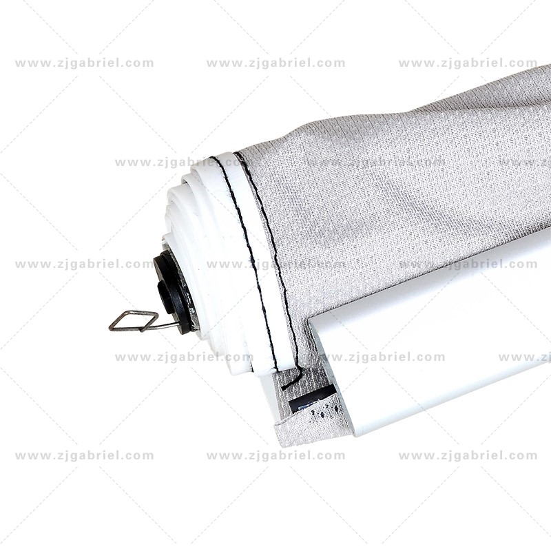 Car panoramic roof blind